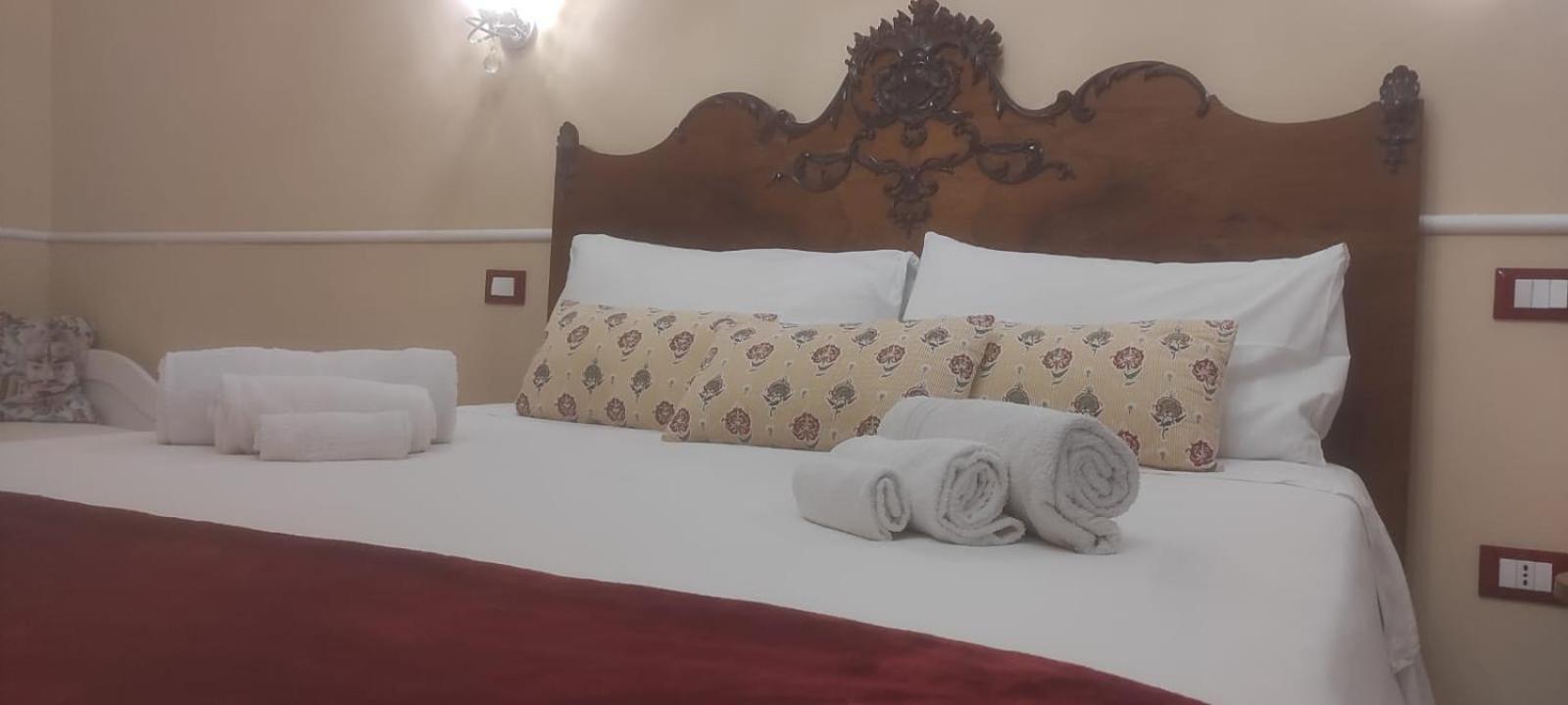 Luxury Apartment Via Genova Palermo Pokoj fotografie